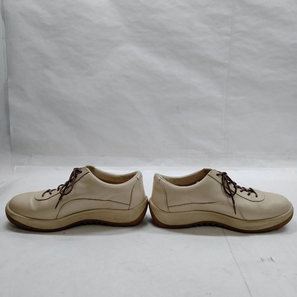 Auth Louis Vuitton Sneakers Women Beiges Leather (Calf) #60741L55 - Picture 8 of 9